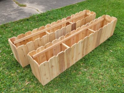 Fency cedar planter box 70 inch length